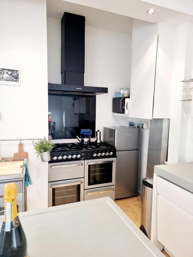 Quirky Seaside Family Cottage Walk To The Waves! Hove Exterior foto
